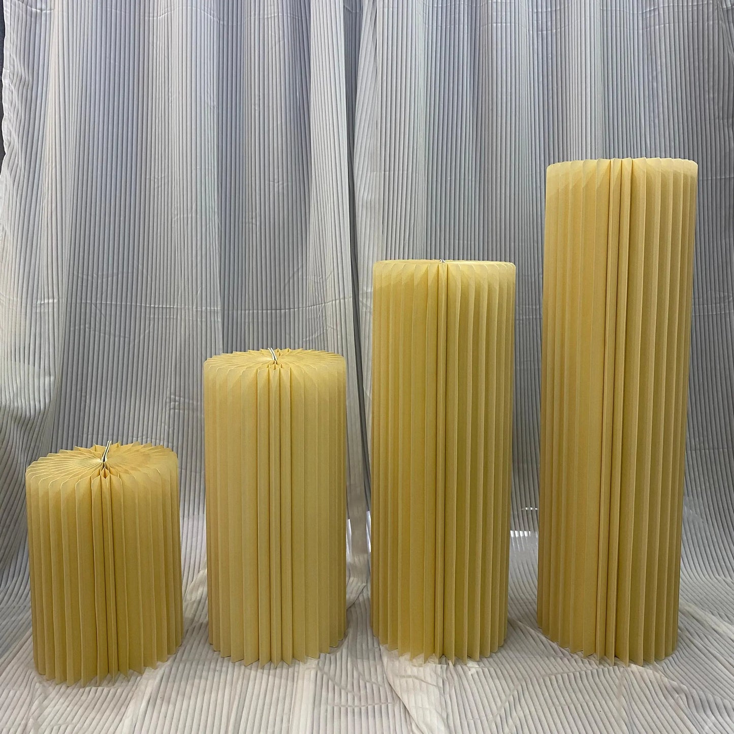 Colonnes pliables, présentoirs cylindriques en papier, tables de présentation pour desserts, décoration pour la maison, les magasins et les expositions, vente directe d'usine