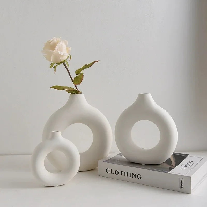 Vase simple en plastique en forme de donut, pot de fleurs individuel, décoration pour salon, ornement de table, vase rond pour composition florale