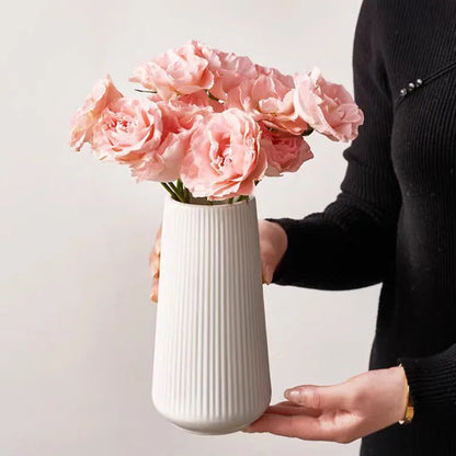 Vase nordique élégant en plastique résistant, ornement pour compositions florales, décoration de salon, art floral créatif