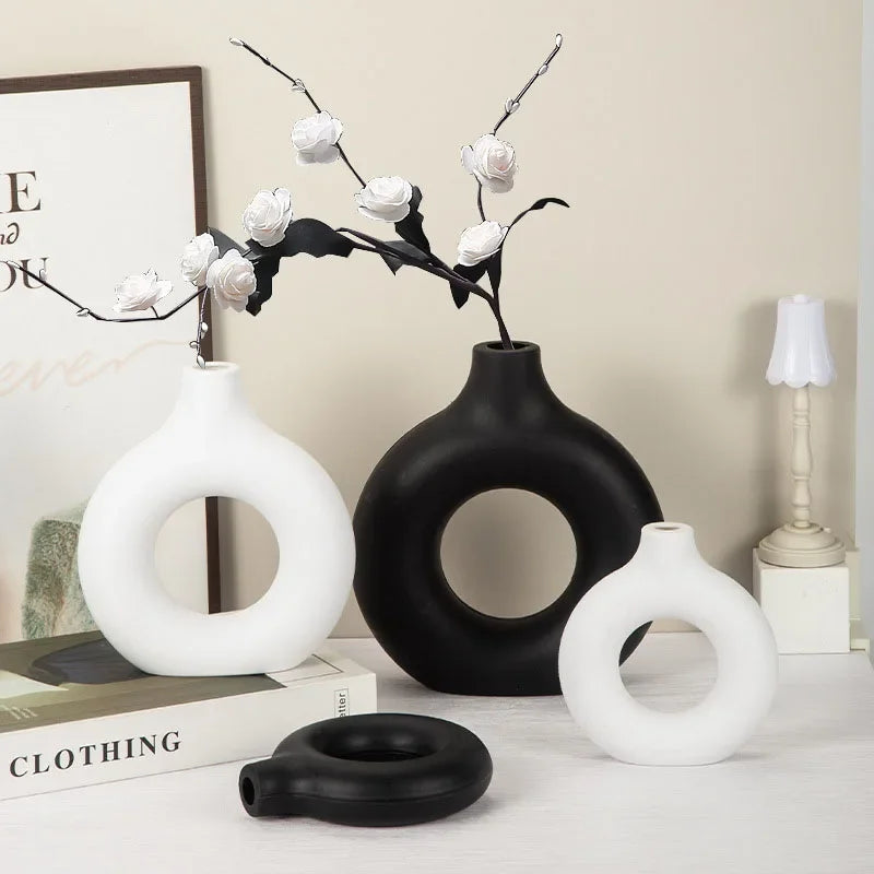 Vase simple en plastique en forme de donut, pot de fleurs individuel, décoration pour salon, ornement de table, vase rond pour composition florale